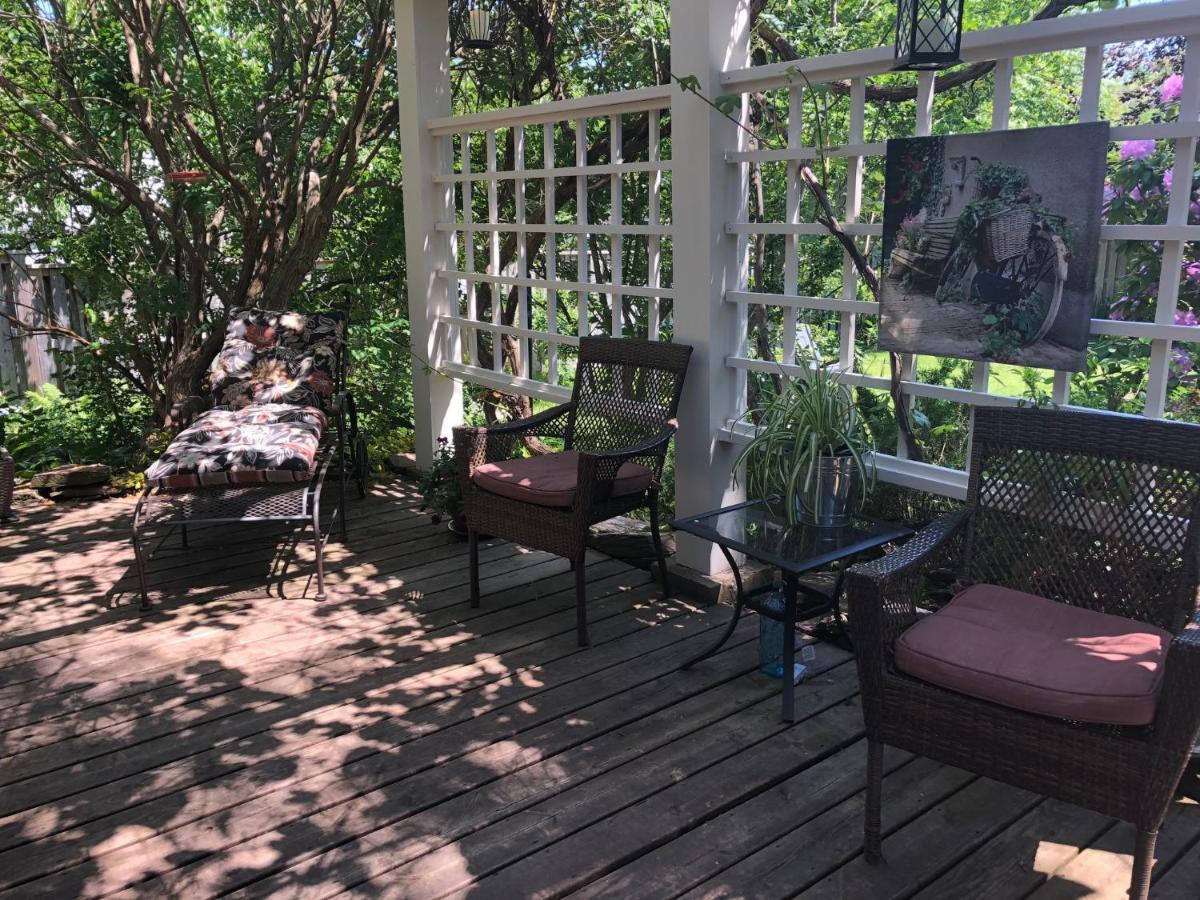 The Stella Rose B&B Wolfville Ngoại thất bức ảnh