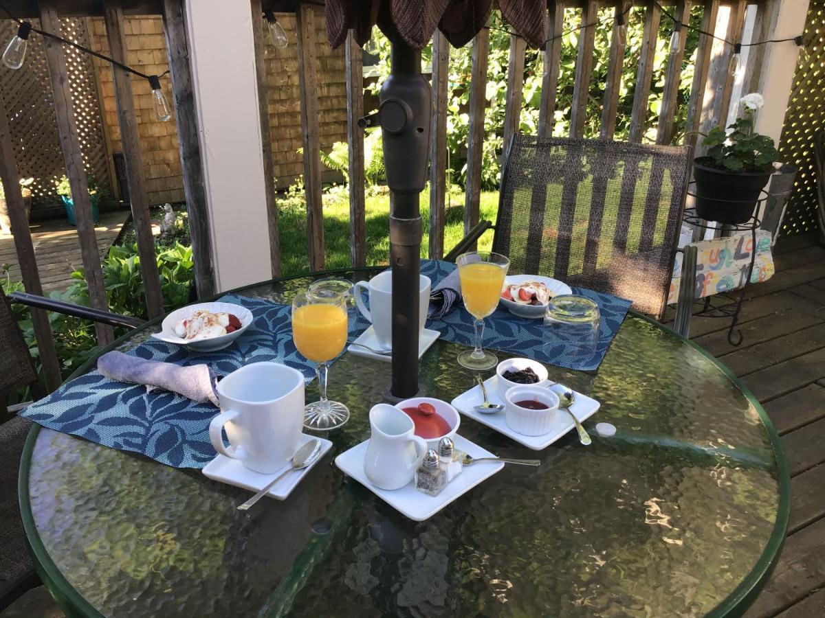 The Stella Rose B&B Wolfville Ngoại thất bức ảnh